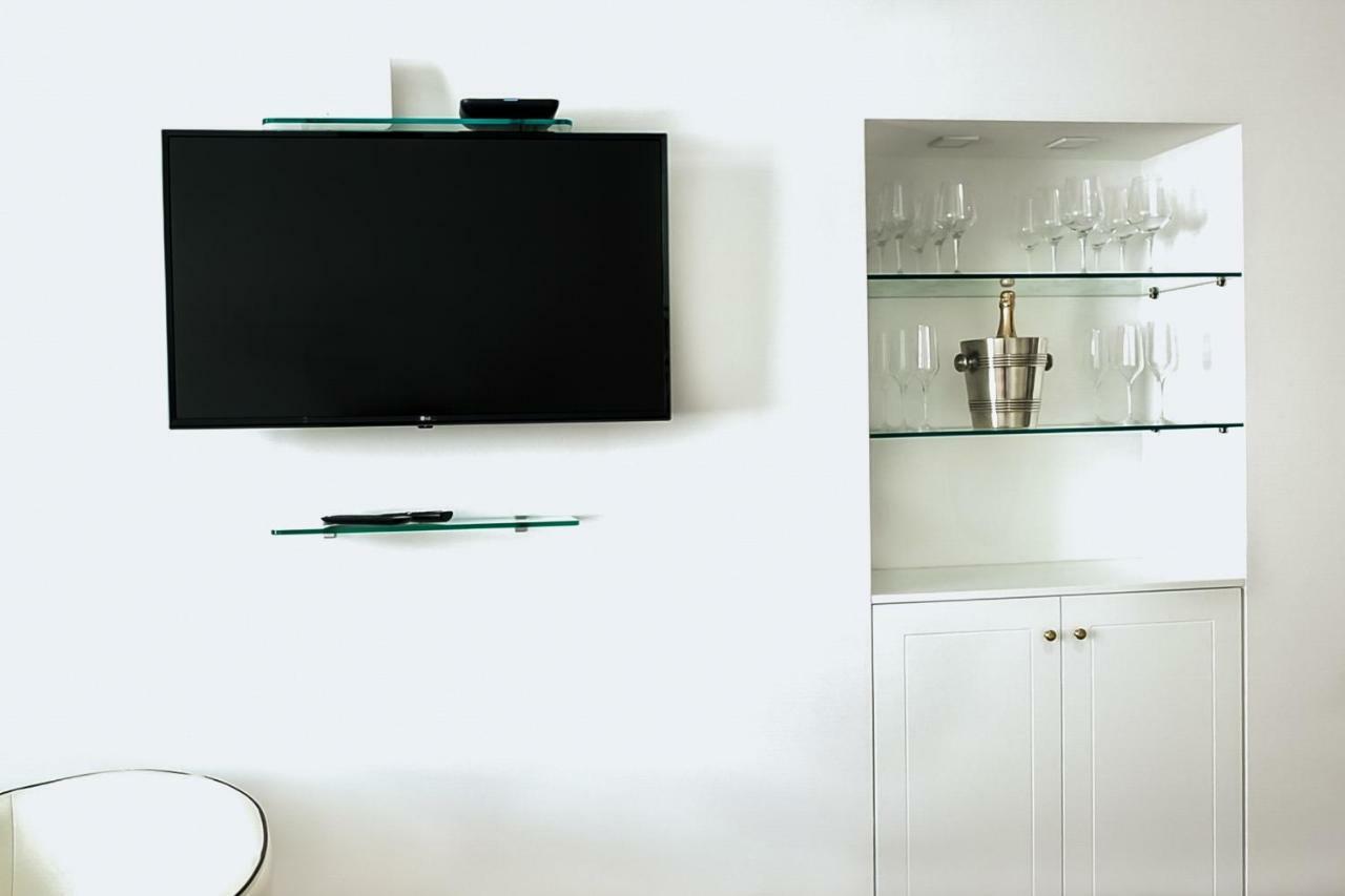 Old Square Studio Apartment สปลิท ภายนอก รูปภาพ